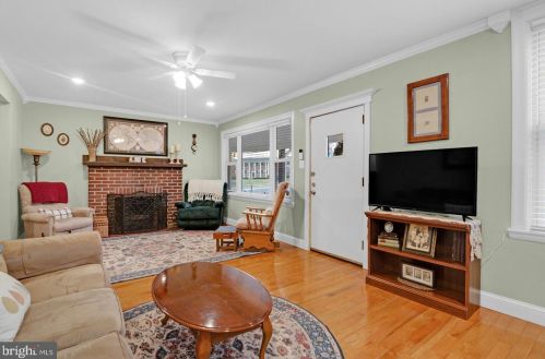 525 Park Blvd, Haddonfield NJ  08033-2938 exterior