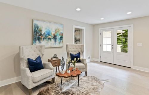 4904 Lakeside Dr, Atlanta GA  30360-1760 exterior