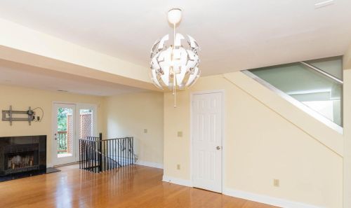 947 Auburnview Dr, Cincinnati OH  45206-2582 exterior