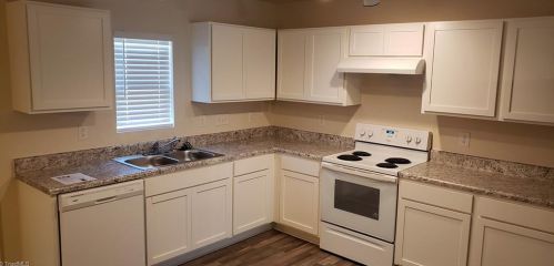 3917 Vershire Ave, Greensboro, NC 27406
