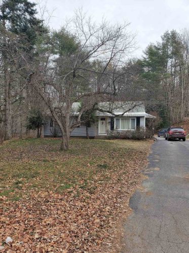 97 Summer St, Unity, NH 03773-1208