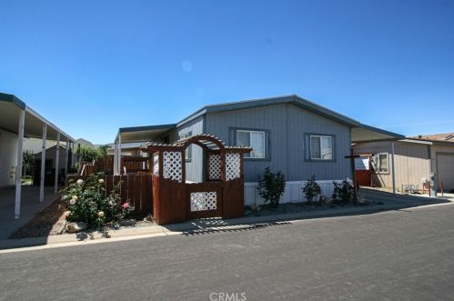 600 Dennison Rd, Tehachapi, CA 93561-1544
