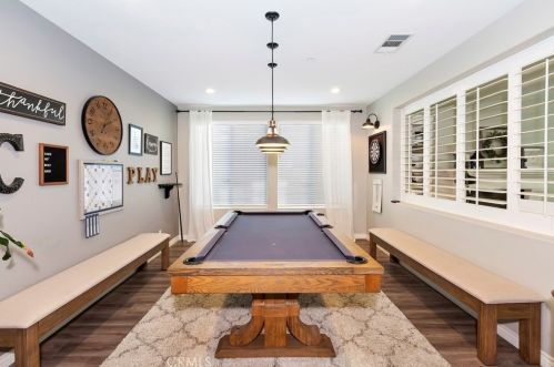 9564 Chandelle Way, Riverside CA  92508-6810 exterior