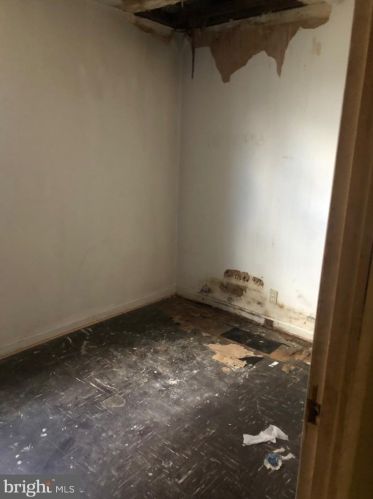 1814 22nd St, Philadelphia PA 19140-4703 exterior