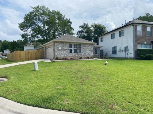 5030 Deerpath Dr, Conroe TX  77303-2380 exterior