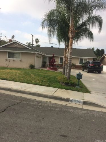 3430 Mapleleaf Dr, Riverside CA  92503-4755 exterior