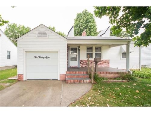 228 Chaffer Ave, Roxana, IL 62084-1109