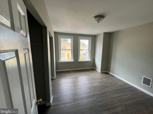 1228 Decatur St, Camden NJ  08104-3524 exterior