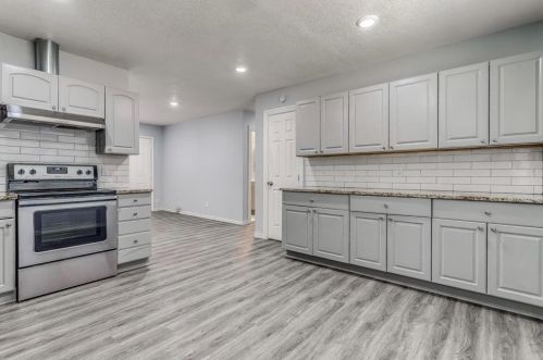 2420 Hancock St, Irving TX  75061-1808 exterior