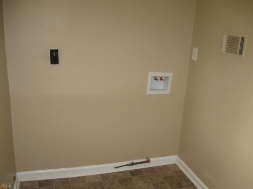 3943 Woodland Cir, Conyers GA  30013-3056 exterior