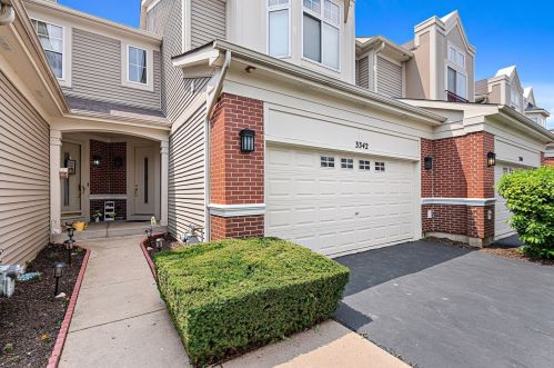 3342 Rosecroft Ln, Naperville, IL 60564-4868