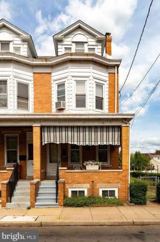 430 Bert Ave, Trenton, NJ 08629-2702