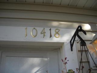 10418 3rd Ave, Seattle, WA 98146-1562