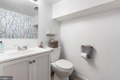 1546 12 St, Philadelphia PA 19148-1002 exterior