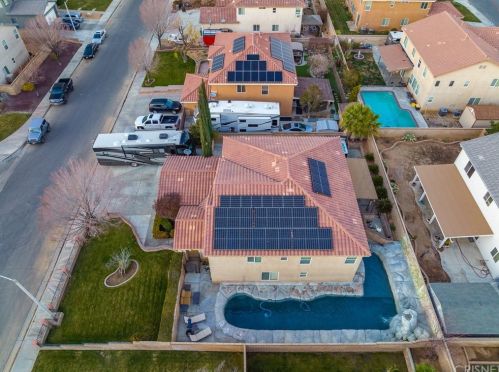 42234 Marbella St, Lancaster CA 93536 exterior