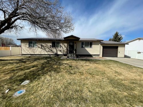 328 600, Vernal, UT 84078-3282
