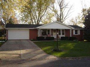 2804 Pine Hill Ln, Peoria IL  61614-3256 exterior