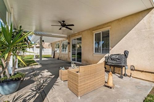 19445 Mi Casa Ct, Riverside CA  92508-6827 exterior