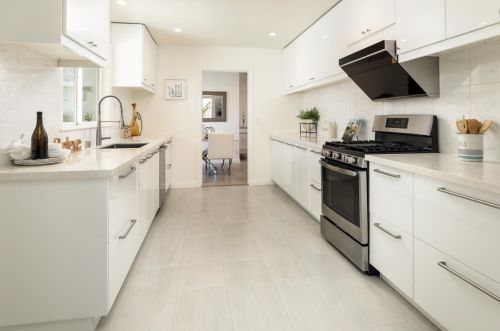 483 Los Ninos Way, Los Altos CA 94022-1727 exterior