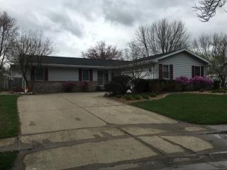 2524 Portsmouth Cir, Springfield IL  62703-4453 exterior