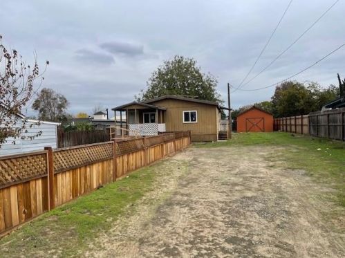 250 Davis St, Turlock, CA 95380-5238