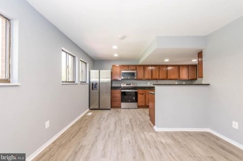 5612 Thicket Ln, Columbia MD  21044-2527 exterior