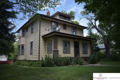 321 Oak St, Mead, NE 68041-3156