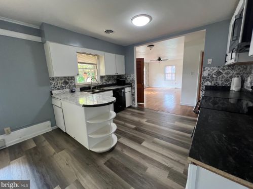 721 Morison St, Charles Town WV  25414-1436 exterior