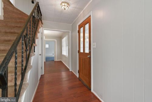 15 Potter Ln, Willingboro, NJ 08046-2630