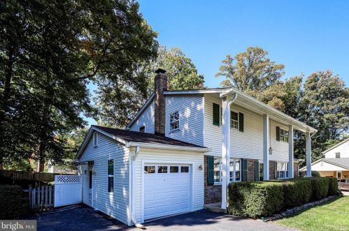9217 Setter Pl, Springfield, VA 22153-1025