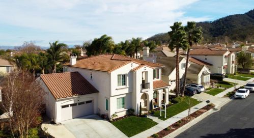 2585 Muirfield Way, Gilroy, CA 95020-3065