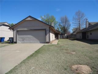 7335 Saint Louis Ave, Tulsa OK  74136-7302 exterior