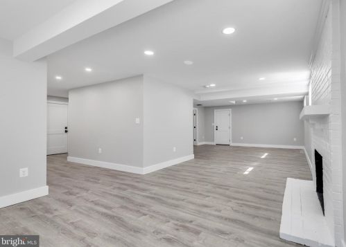 4532 41st St, Arlington VA  22207-2937 exterior