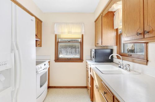 300 Haskell St, Saint Paul MN  55118-1603 exterior