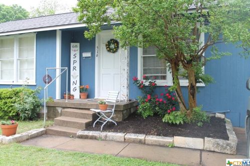 516 Neil St, Morgans Point, TX 76513-2838