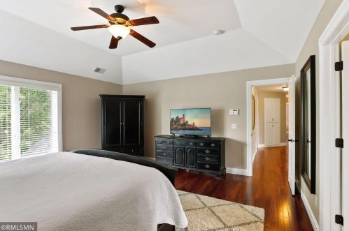 3528 Crestmoor Dr, Saint Paul MN  55125-5028 exterior