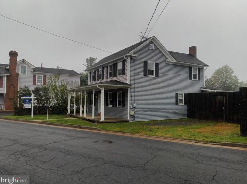 213 Old Waterford Rd, Leesburg, VA 20176-2116