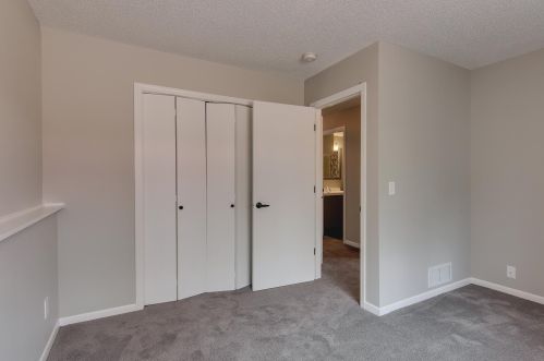 1821 103rd Ave, Minneapolis MN  55433-4745 exterior
