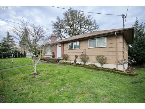 13224 Oatfield Rd, Portland OR  97267-3933 exterior