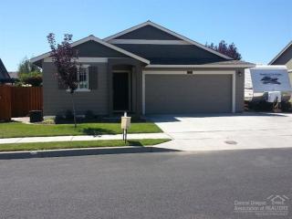 3128 Antler Ln, Eagle Crest, OR 97756-7179