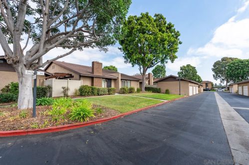 3461 Peach Tree Way, Oceanside, CA 92058-1427