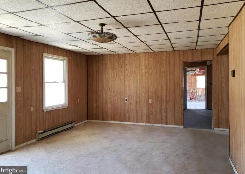 13 Crestview Dr, Harpers Ferry WV 25425-6148 exterior