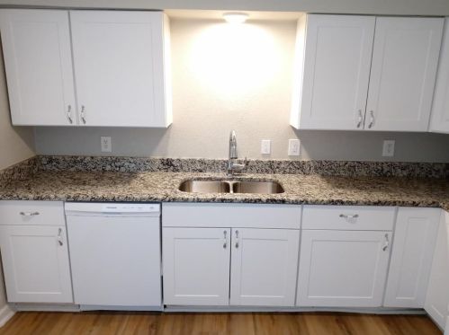 322 Parker Rd, Garland TX  75040-7243 exterior