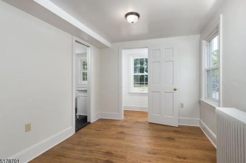 715 Cherry Valley Rd, Princeton NJ  08540-7920 exterior