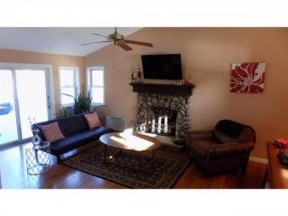 33 Wilson Rd, Portsmouth, NH 03801-5737