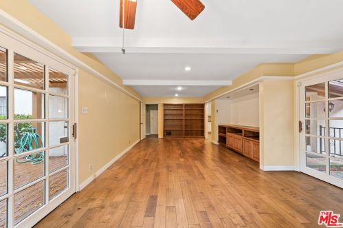 1347 San Luis Rey Dr, Glendale CA  91208-1961 exterior