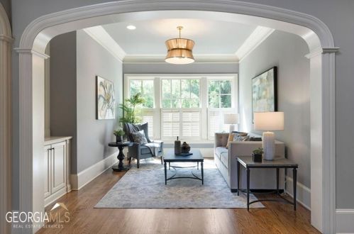 555 Glenmanor Ct, Atlanta GA  30328-4270 exterior