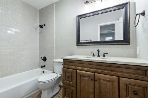 1321 Royster Rd, Fort Worth TX  76134-3701 exterior