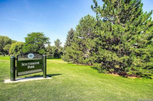 3365 Monaco Pkwy, Denver CO  80207-2205 exterior