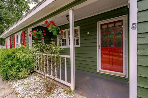 508 Neil Ct, Holly Springs, GA 30188-4205